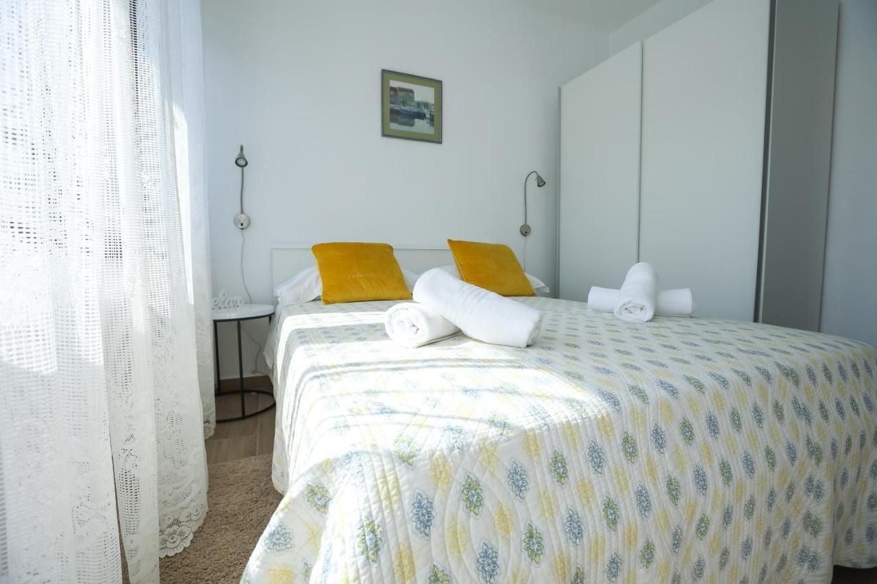Beachfront Rooms Veli Kamik Božava Esterno foto